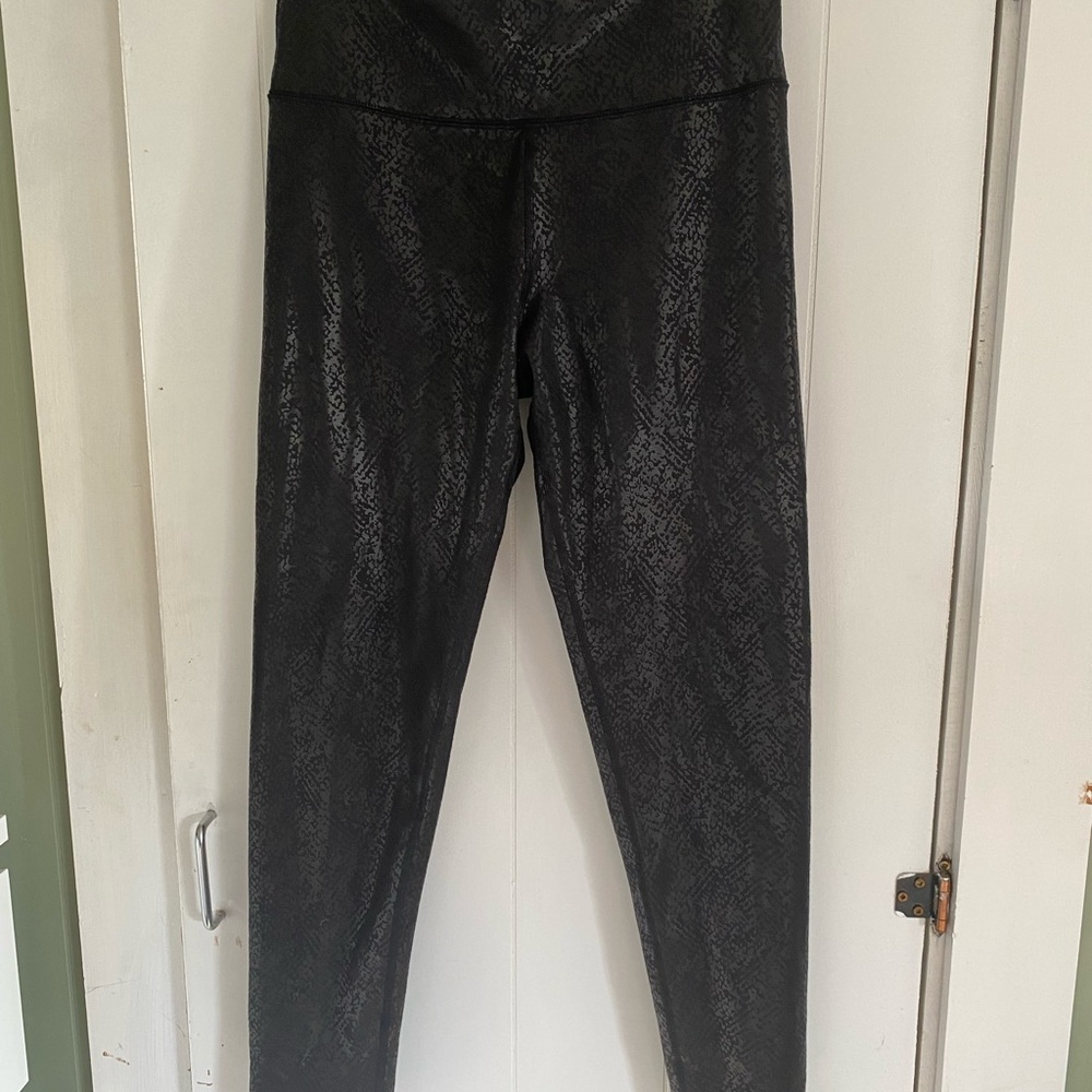 Aerie Black Textured Leggings